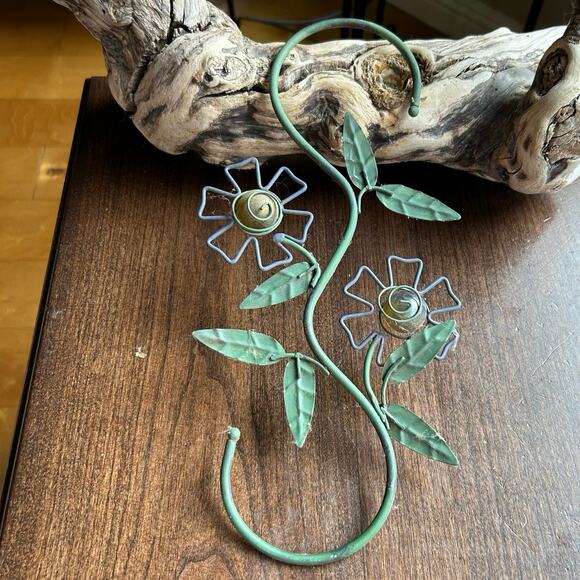Vintage green metal flower floral wall hook with two flower design - Picture 1 of 6